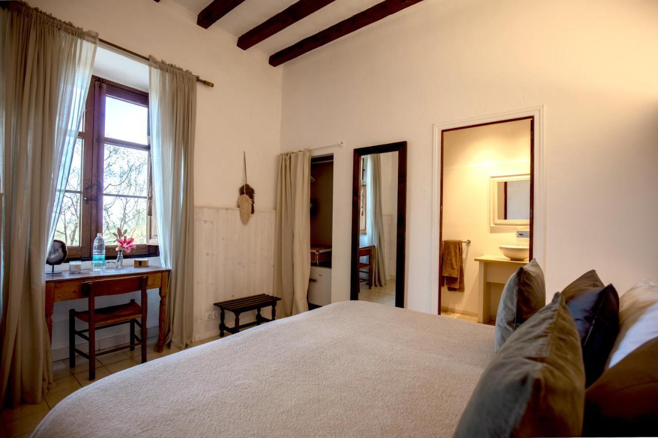 Small Double Room,1407504875:JPEG